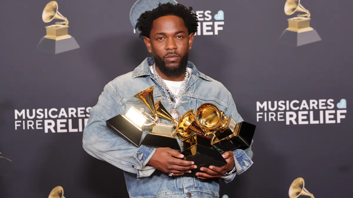 Grammy 2026: onde assistir, data, horário e indicados da maior festa da música