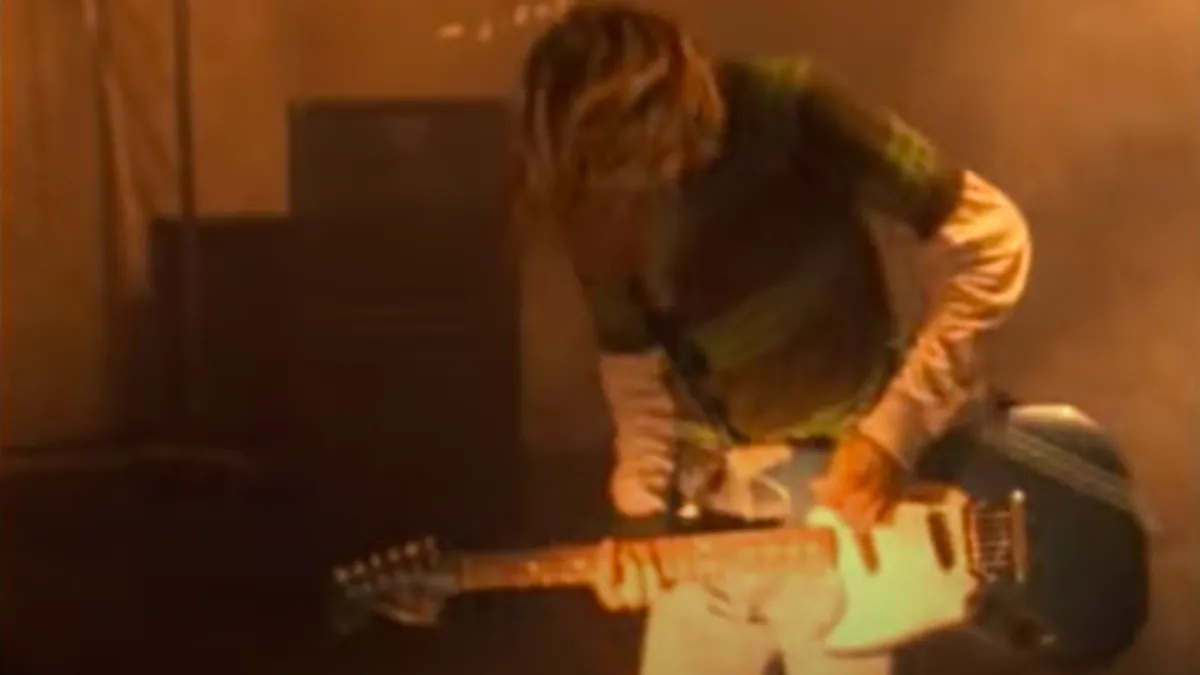 Guitarra de Kurt Cobain usada em Smells Like Teen Spirit vai a leilão